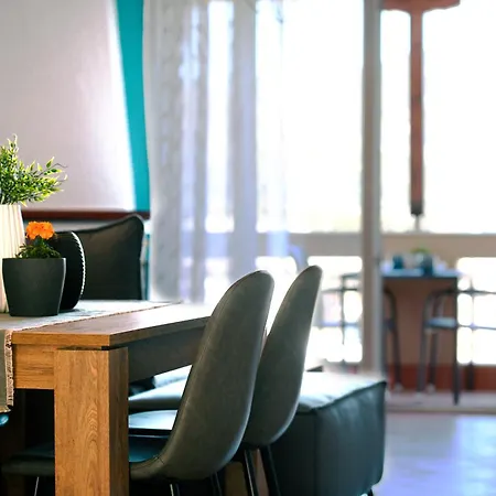 펜션 Our Happy Place Maisonette 카발라